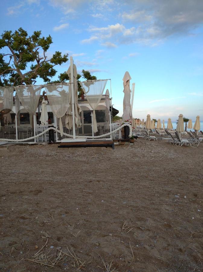 Hili Resort Luxurious Seaside Apartment Alexandroupoli Bagian luar foto